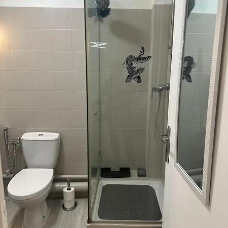 Carras Apartment *